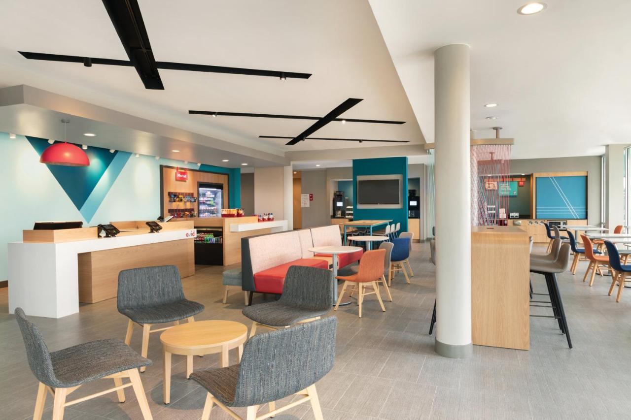 Avid Hotel-Midland Exteriér fotografie